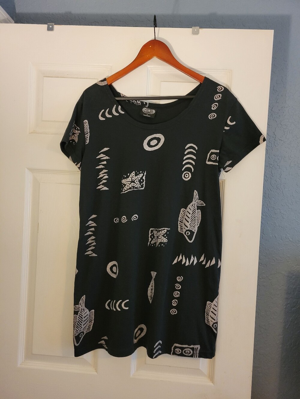 Exist Black Mini Dress with Grey Fish & Abstract Print Good Small Beach Coverup